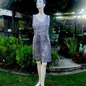 Ann Taylor Giraffe Print Shift Dress Like New